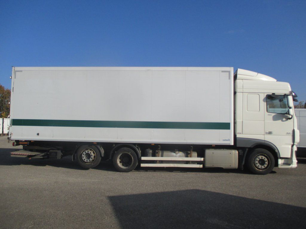 DAF XF 460 - Camião furgão: foto 4 DAF XF 460 - Camião furgão: foto 4