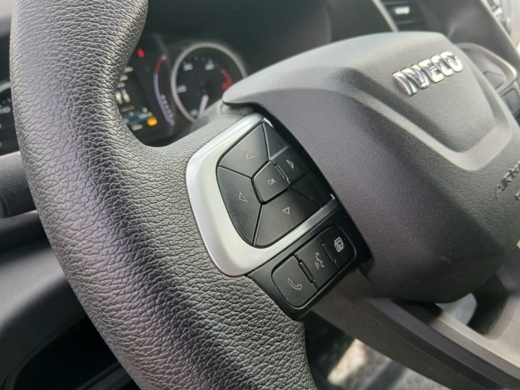Leasing de  Iveco 35C16 Daily 3,0l Iveco 35C16 Daily 3,0l: foto 15 Leasing de  Iveco 35C16 Daily 3,0l Iveco 35C16 Daily 3,0l: foto 15