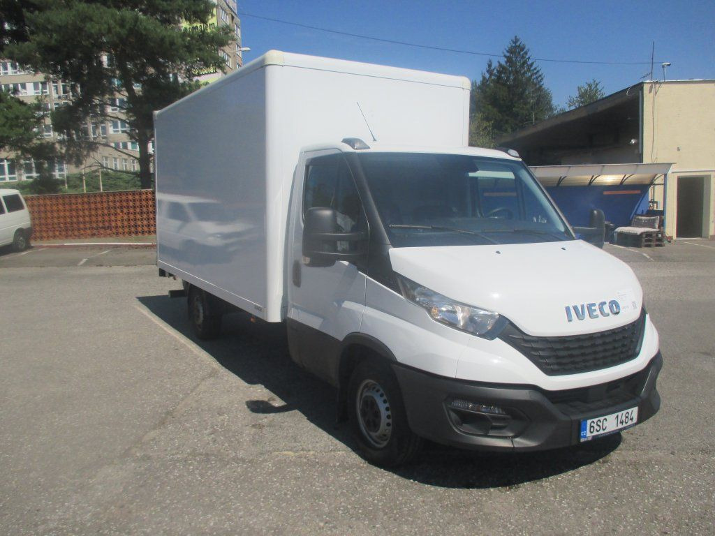 Iveco 35S16 Daily EURO 6 - Furgão: foto 4 Iveco 35S16 Daily EURO 6 - Furgão: foto 4