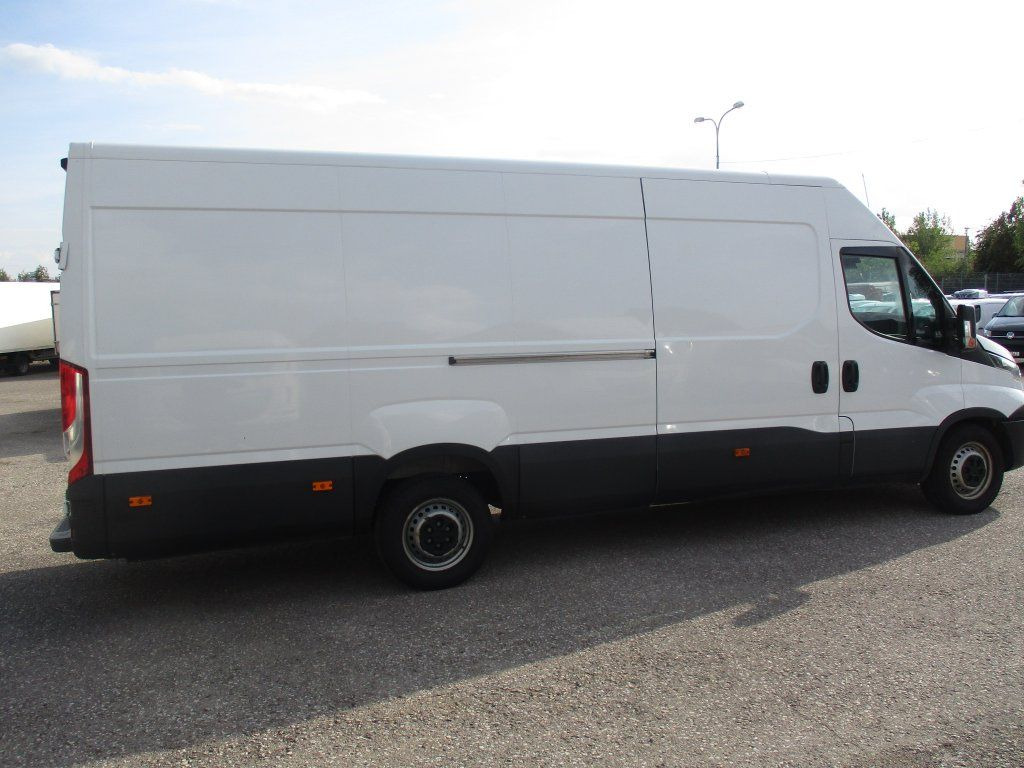Iveco 35S16 - Furgão: foto 4 Iveco 35S16 - Furgão: foto 4