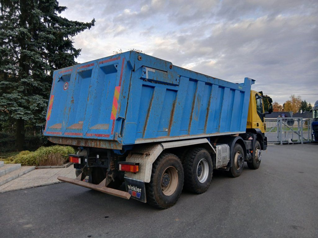 Iveco 410T50 8x4 S1 EURO 6 - Camião basculante: foto 4 Iveco 410T50 8x4 S1 EURO 6 - Camião basculante: foto 4