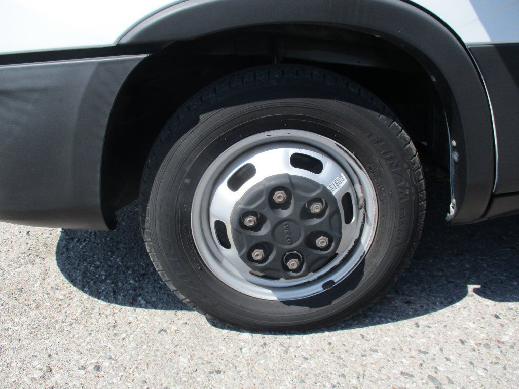 Carrinha de contentor Iveco Daily 35C16 3.0: foto 16