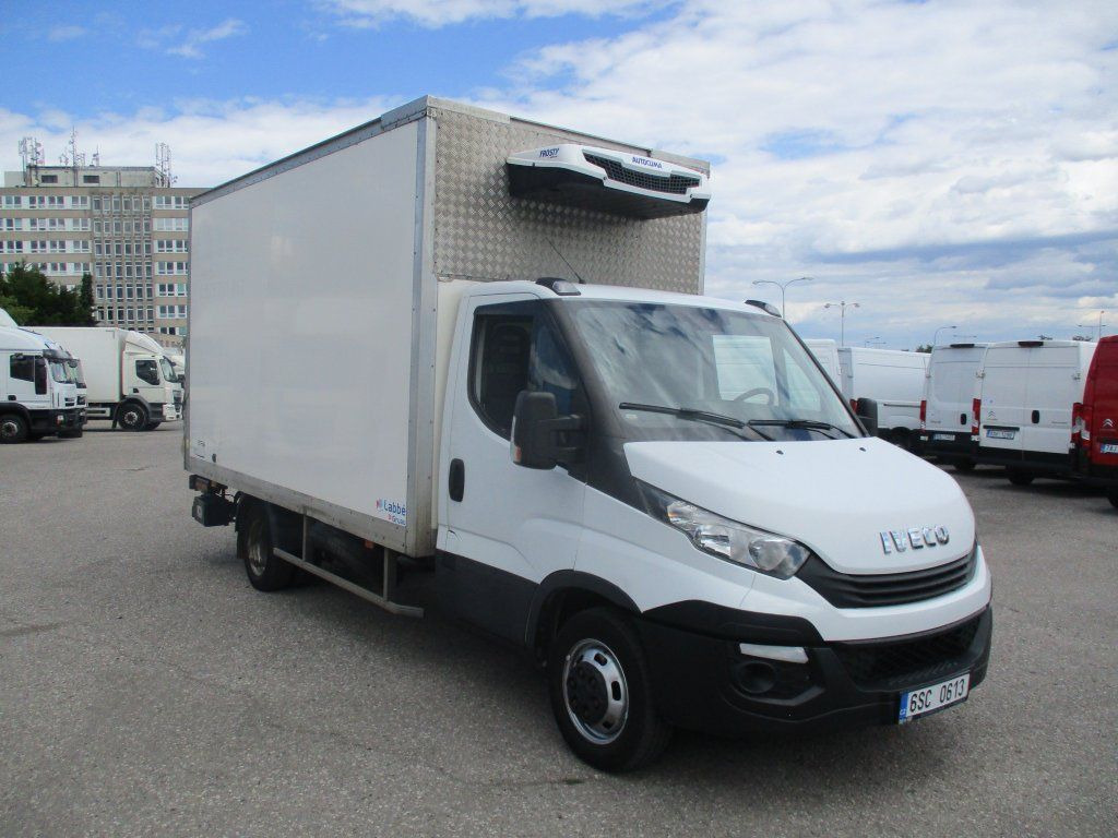 Iveco Daily 35C16 Dhollandia - Carrinha frigorífica: foto 3 Iveco Daily 35C16 Dhollandia - Carrinha frigorífica: foto 3