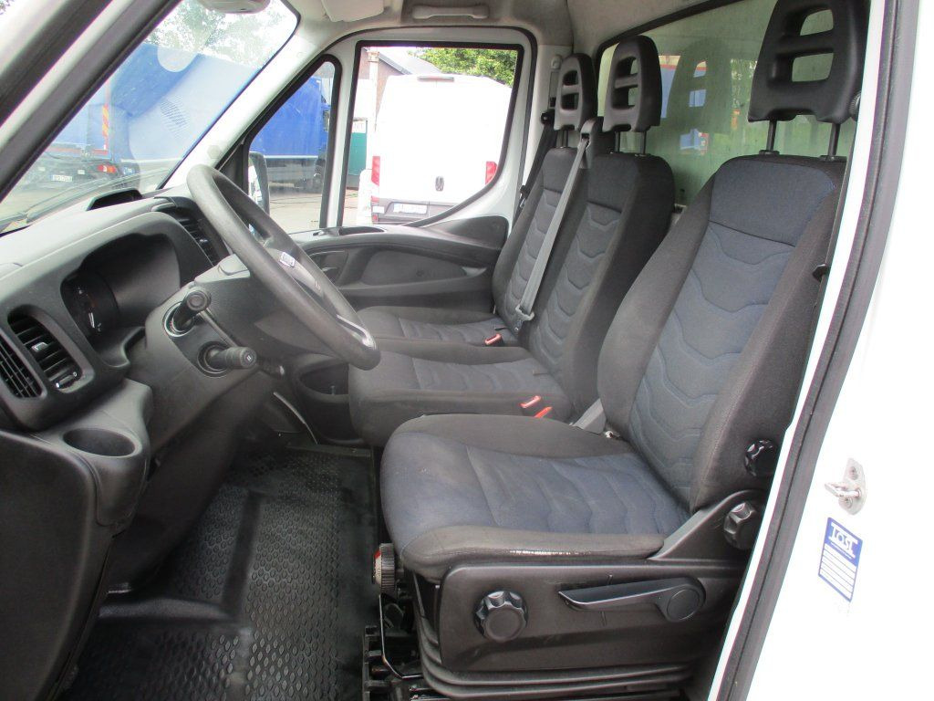 Leasing de  Iveco Daily 35C16  Dhollandia Iveco Daily 35C16  Dhollandia: foto 14