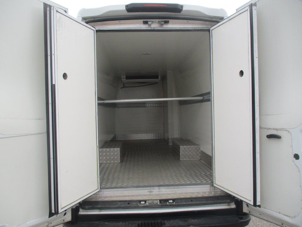 Iveco Daily 35C16 - Carrinha frigorífica: foto 5 Iveco Daily 35C16 - Carrinha frigorífica: foto 5