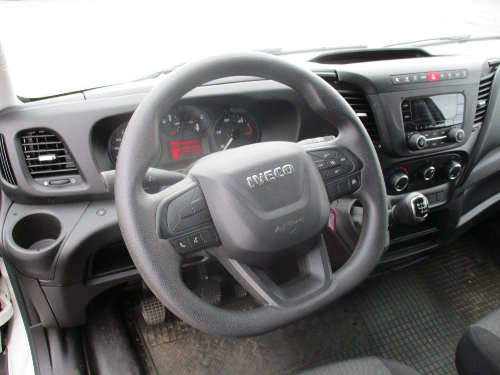 Furgão Iveco Daily 35S16: foto 15