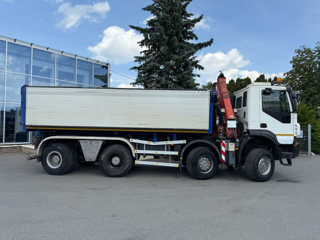 Iveco Trakker AD410 T45 8x8 + HMF 1643 Z2 - Camião basculante: foto 3 Iveco Trakker AD410 T45 8x8 + HMF 1643 Z2 - Camião basculante: foto 3