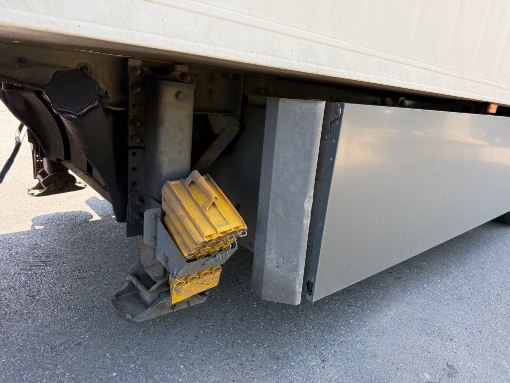 Lamberet LVF S3 Carrier Maxima 1300 - Semi-reboque furgão: foto 5 Lamberet LVF S3 Carrier Maxima 1300 - Semi-reboque furgão: foto 5