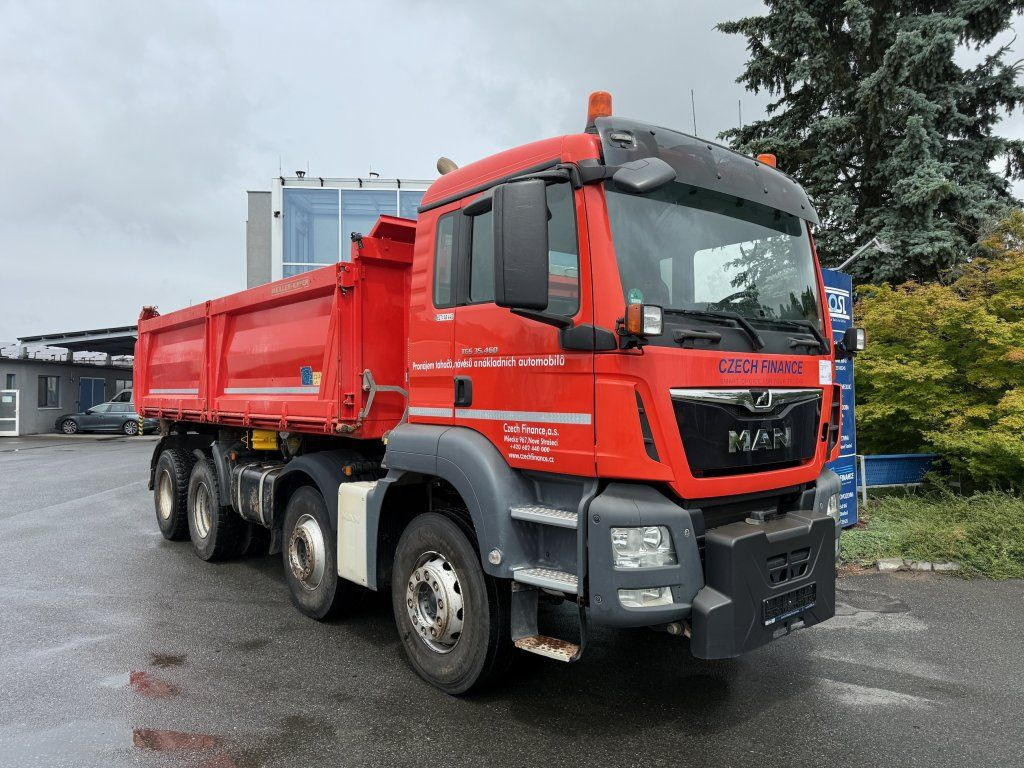 MAN TGS35.460 S3 8x4 EURO 6 - Camião basculante: foto 4 MAN TGS35.460 S3 8x4 EURO 6 - Camião basculante: foto 4