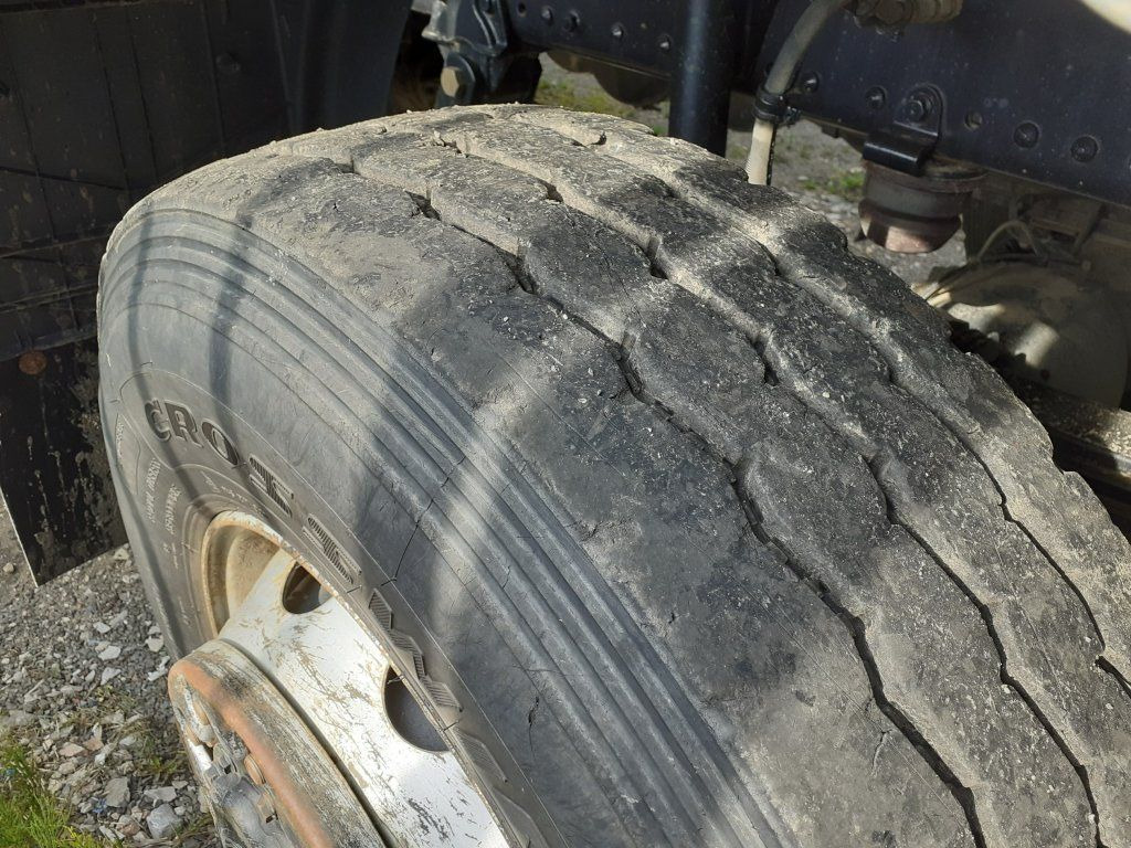 MAN TGS41.460 8x6 S3 EURO 6 - Camião basculante: foto 5 MAN TGS41.460 8x6 S3 EURO 6 - Camião basculante: foto 5