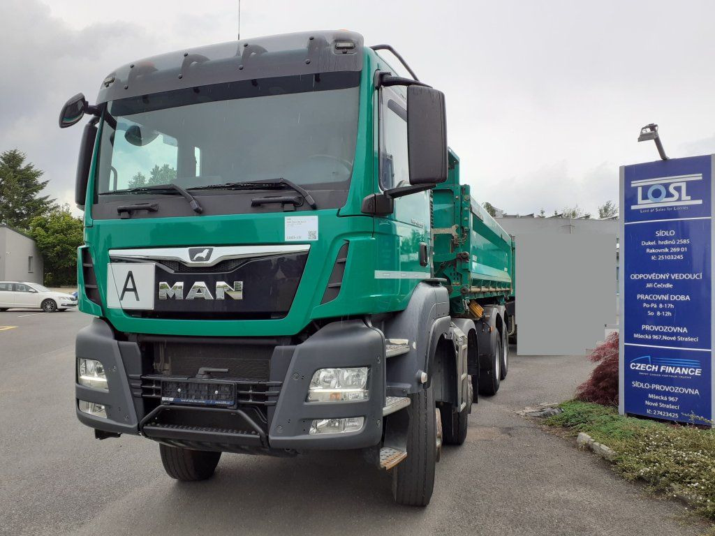 MAN TGS41.460 8x6 S3 EURO 6 - Camião basculante: foto 1 MAN TGS41.460 8x6 S3 EURO 6 - Camião basculante: foto 1
