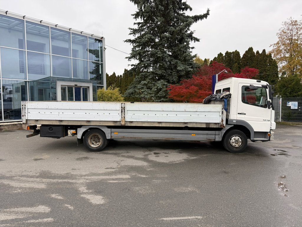 Mercedes-Benz 1018 Atego EURO 3 - Camião de caixa aberta/ Plataforma: foto 3 Mercedes-Benz 1018 Atego EURO 3 - Camião de caixa aberta/ Plataforma: foto 3