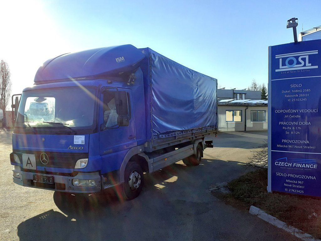 Mercedes-Benz 1018 Atego EURO 3 - Camião de lona: foto 1 Mercedes-Benz 1018 Atego EURO 3 - Camião de lona: foto 1