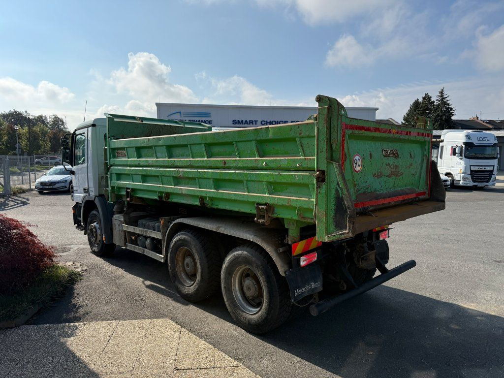 Mercedes-Benz 2641 Actros 6x4 EURO 4 - Camião basculante: foto 5 Mercedes-Benz 2641 Actros 6x4 EURO 4 - Camião basculante: foto 5