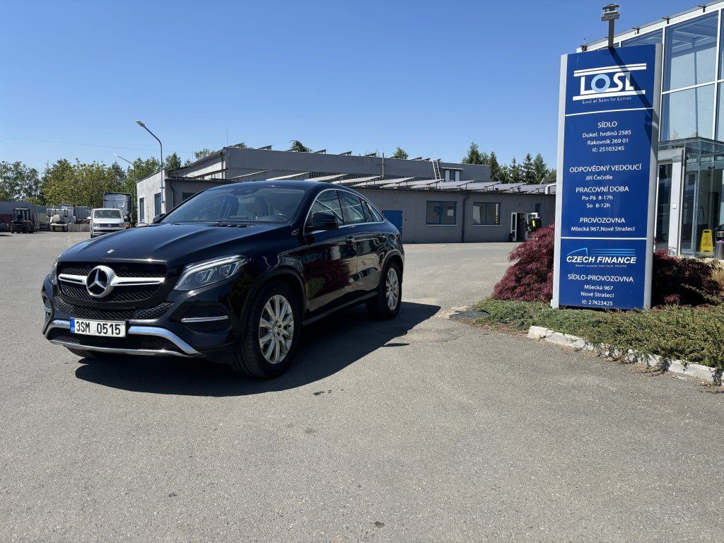 Mercedes-Benz d Coupe - Automóvel: foto 1 Mercedes-Benz d Coupe - Automóvel: foto 1