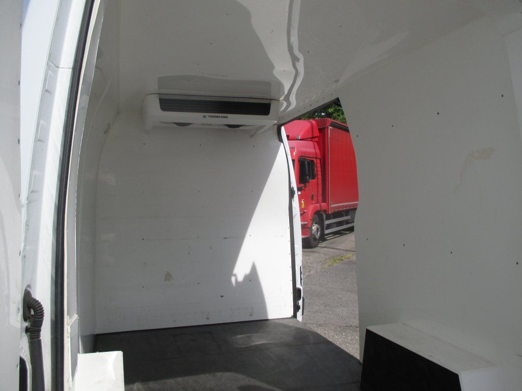 Carrinha frigorífica Renault Master L2H2: foto 17