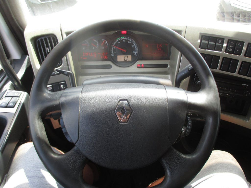Camião frigorífico Renault Premium 460: foto 9