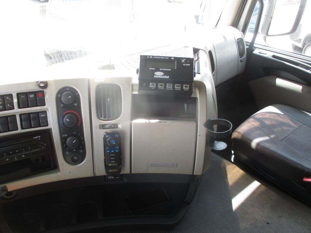 Camião frigorífico Renault Premium 460: foto 10