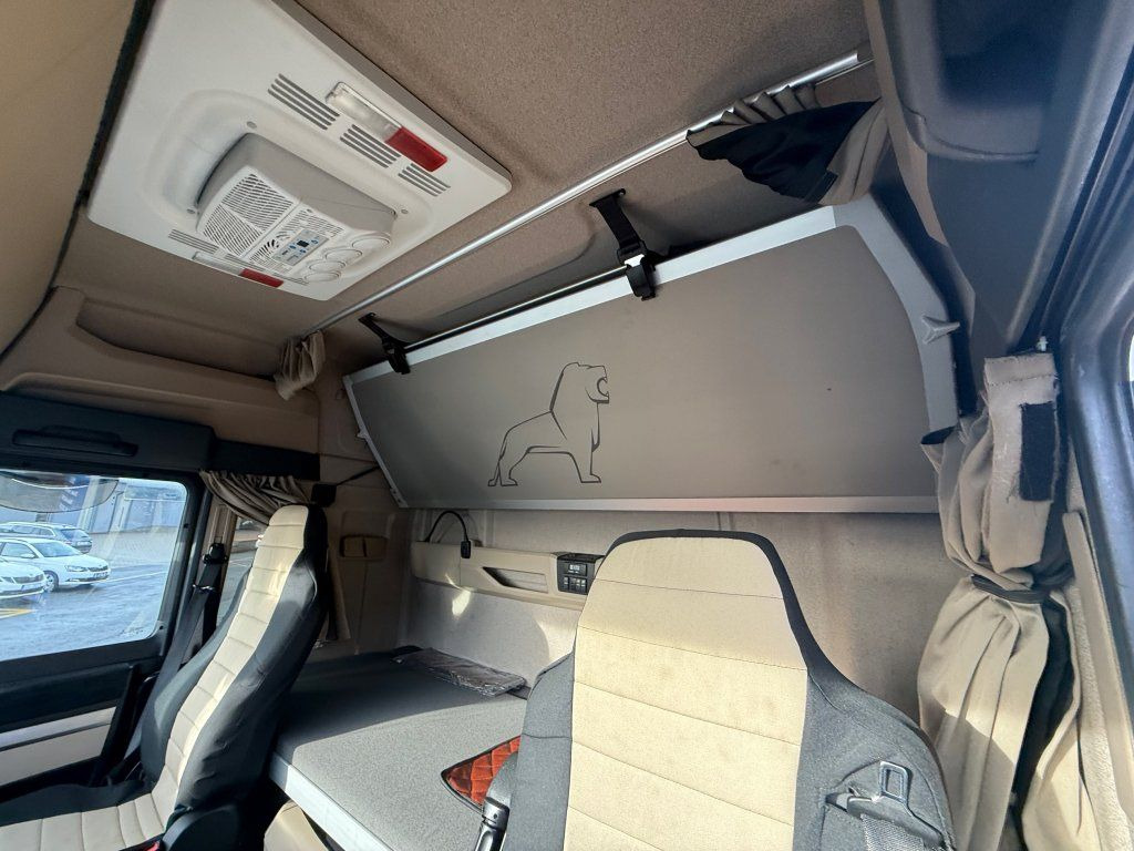 Tractor MAN TGX18.460 EURO 6: foto 14