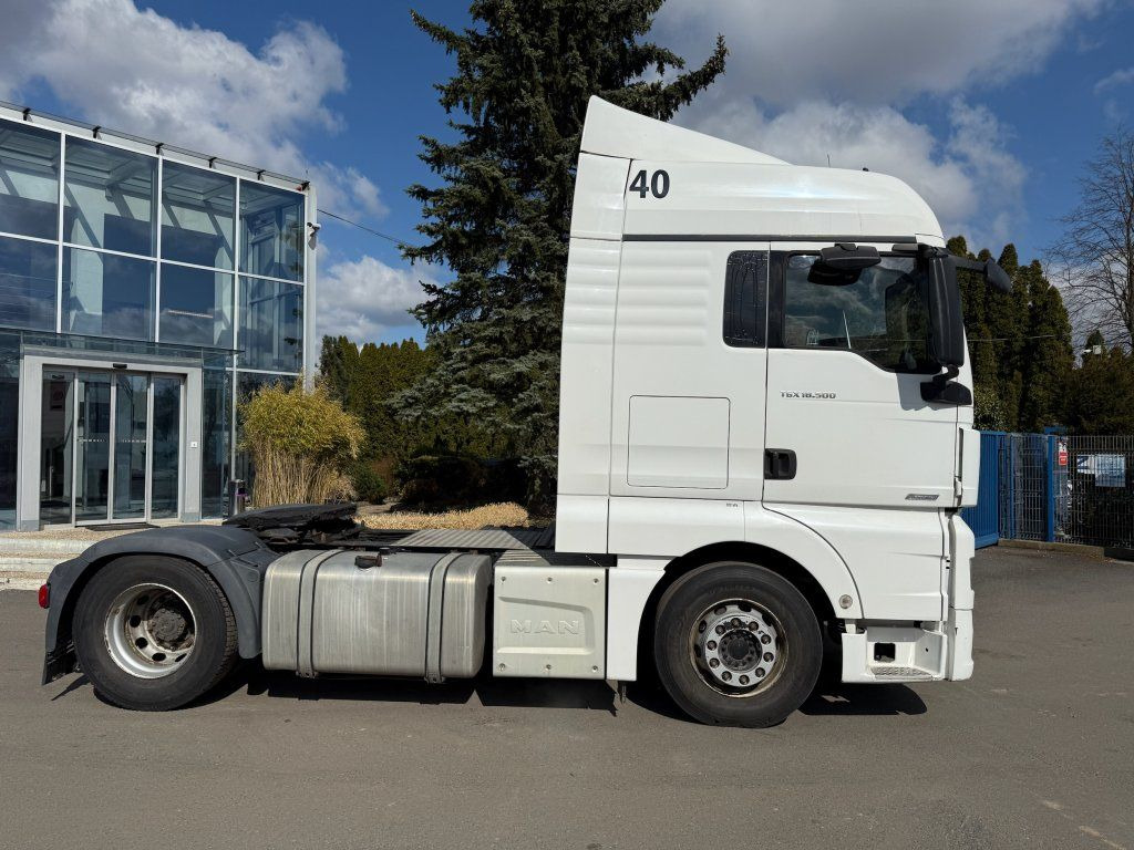 MAN TGX18.500 XLX EURO 6 - Tractor: foto 3 MAN TGX18.500 XLX EURO 6 - Tractor: foto 3