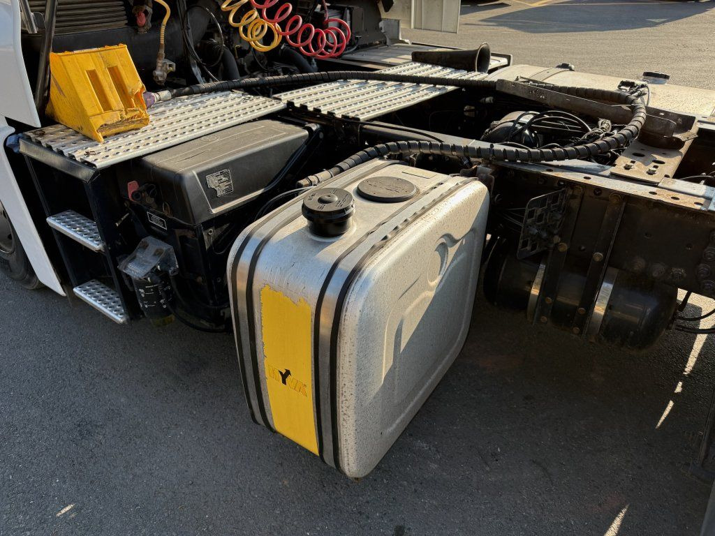 Tractor MAN TGX18.520 EURO 6 HYDRAULICS: foto 9