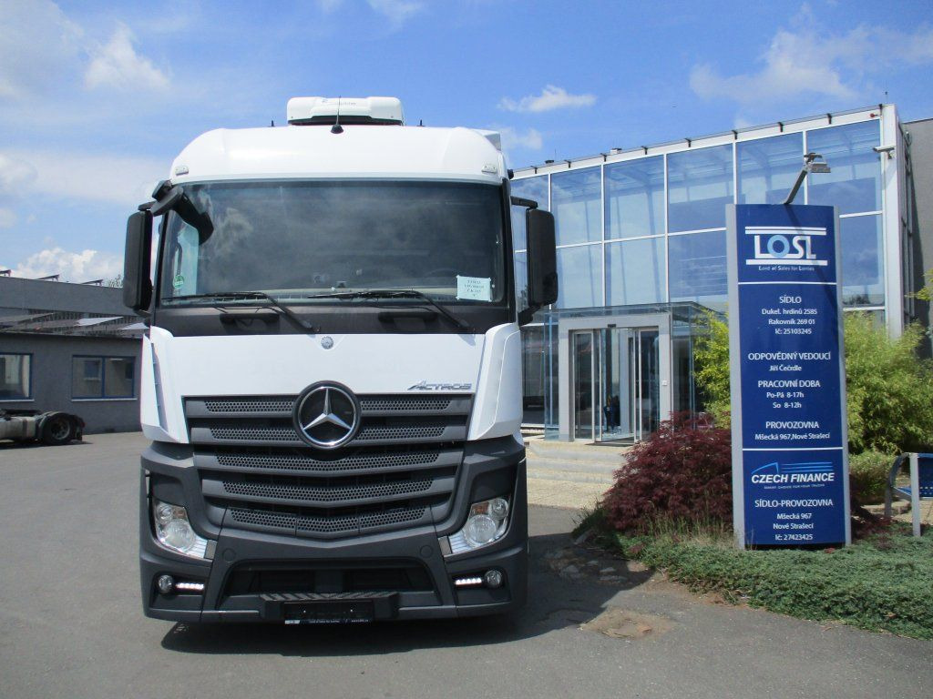 Mercedes-Benz 1845 Actros EURO 6 MEGA/lowdeck - Tractor: foto 2 Mercedes-Benz 1845 Actros EURO 6 MEGA/lowdeck - Tractor: foto 2