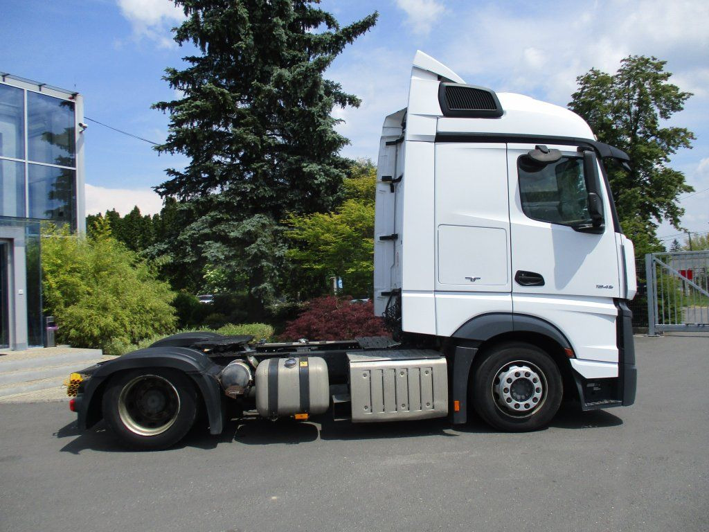 Mercedes-Benz 1845 Actros EURO 6 MEGA/lowdeck - Tractor: foto 4 Mercedes-Benz 1845 Actros EURO 6 MEGA/lowdeck - Tractor: foto 4
