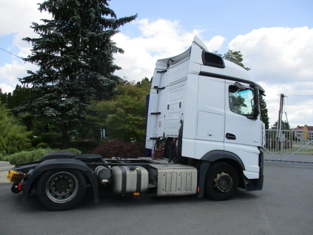 Mercedes-Benz 1845 Actros EURO 6 MEGA/lowdeck - Tractor: foto 4 Mercedes-Benz 1845 Actros EURO 6 MEGA/lowdeck - Tractor: foto 4