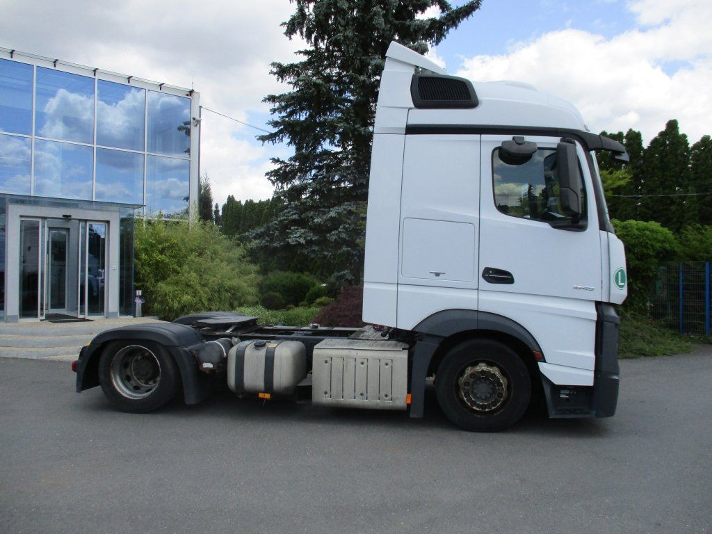Mercedes-Benz 1845 Actros EURO 6 MEGA/lowdeck - Tractor: foto 3 Mercedes-Benz 1845 Actros EURO 6 MEGA/lowdeck - Tractor: foto 3