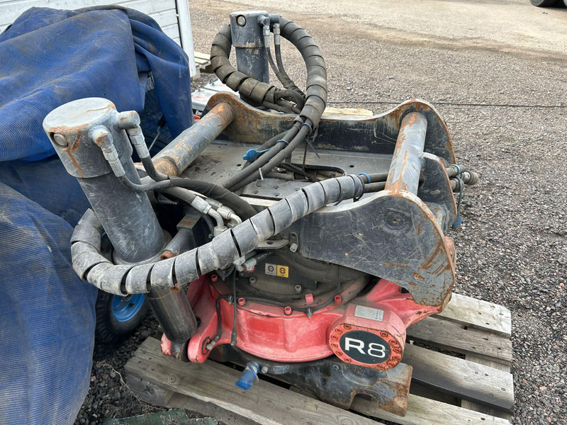 ROTOTILT R8 - Equipamento por Máquina de construção: foto 5 ROTOTILT R8 - Equipamento por Máquina de construção: foto 5