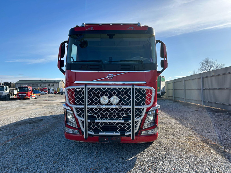 Volvo FH 500 8x4*4 KORP&SON 10000 + 10500 l / VACUUM Vacustar W1600R / PRESSURE Uraca KF716 - 350 l/min - 170 bar / TULOSSA VARATTU - Caminhão limpa fossa: foto 3 Volvo FH 500 8x4*4 KORP&SON 10000 + 10500 l / VACUUM Vacustar W1600R / PRESSURE Uraca KF716 - 350 l/min - 170 bar / TULOSSA VARATTU - Caminhão limpa fossa: foto 3