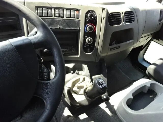 Renault Midlum 270 dxi - Camião furgão: foto 4 Renault Midlum 270 dxi - Camião furgão: foto 4