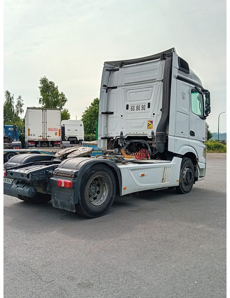 Mercedes-Benz Actros 1848 - noise in engine - Tractor: foto 4 Mercedes-Benz Actros 1848 - noise in engine - Tractor: foto 4