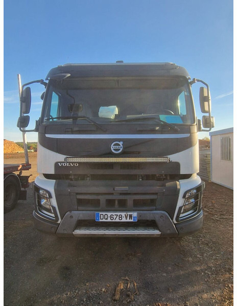 Volvo FM 540 - Camião de transporte de madeira, Camião grua: foto 2 Volvo FM 540 - Camião de transporte de madeira, Camião grua: foto 2