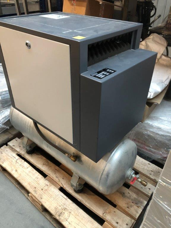 Blitz VXKE 304 - 90 Noise Enclosed Piston Compressor - Compressor de ar: foto 3 Blitz VXKE 304 - 90 Noise Enclosed Piston Compressor - Compressor de ar: foto 3