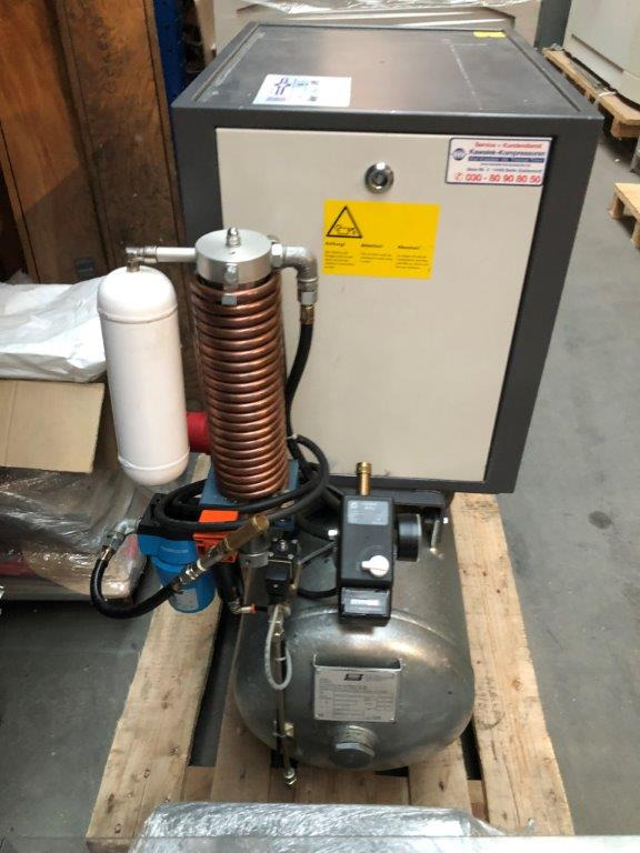 Blitz VXKE 304 - 90 Noise Enclosed Piston Compressor - Compressor de ar: foto 4 Blitz VXKE 304 - 90 Noise Enclosed Piston Compressor - Compressor de ar: foto 4