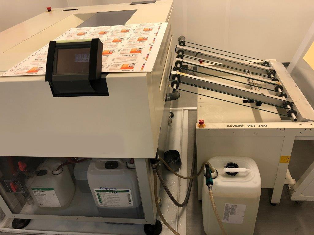 Fuji PT-R 4300 S Complete thermal CTP line - Máquina de impressão: foto 3 Fuji PT-R 4300 S Complete thermal CTP line - Máquina de impressão: foto 3