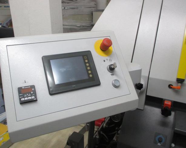Heidelberg Eurobind HE 1200 four-clamp perfect binder - Encadernadora: foto 2 Heidelberg Eurobind HE 1200 four-clamp perfect binder - Encadernadora: foto 2