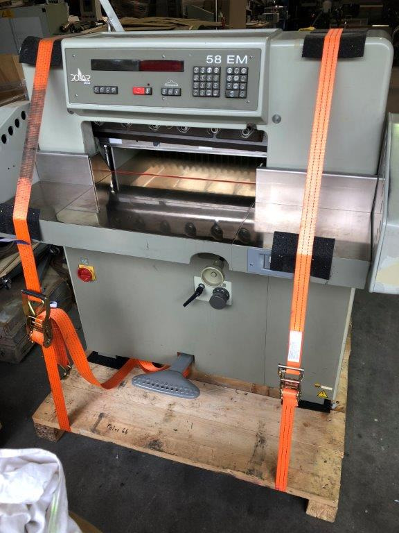 Polar 58 EM cutting machine - Máquina de corte de papel: foto 3 Polar 58 EM cutting machine - Máquina de corte de papel: foto 3