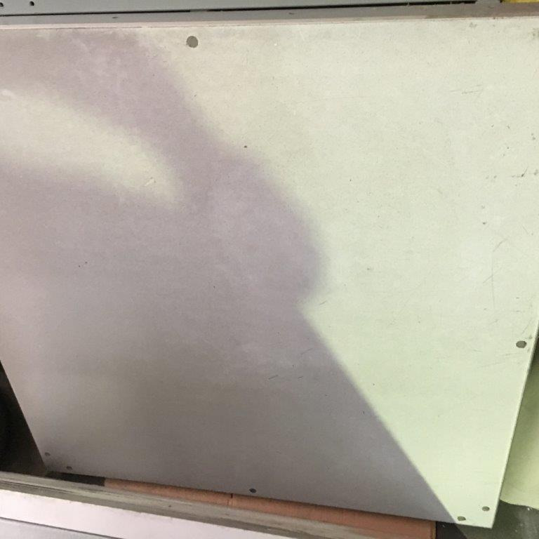 Polar Mohr table segment 100x100 cm without air jets - Máquina de corte de papel: foto 1 Polar Mohr table segment 100x100 cm without air jets - Máquina de corte de papel: foto 1