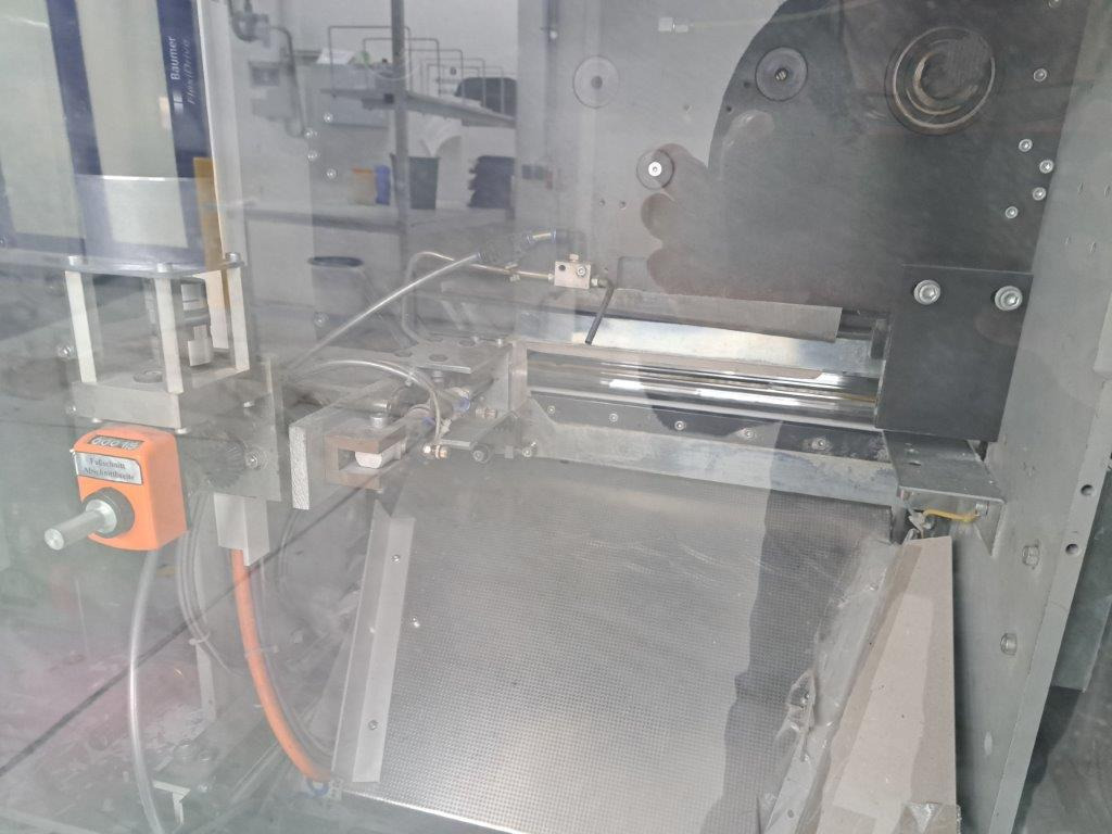 Máquina de impressão book on Demand Perfect Binder - spine gluing station DGR Graphic KM 40: foto 10