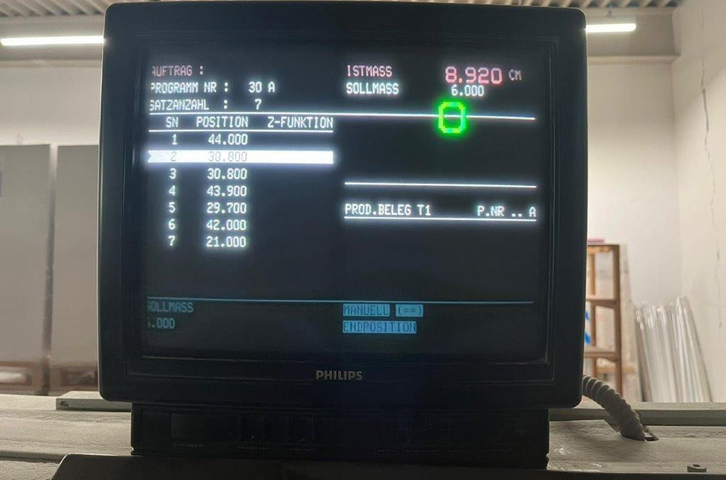 Small cutting flowline Polar Mohr with Cutter 115 EM-Mon, Lift, Jogger - Máquina de corte de papel: foto 4 Small cutting flowline Polar Mohr with Cutter 115 EM-Mon, Lift, Jogger - Máquina de corte de papel: foto 4