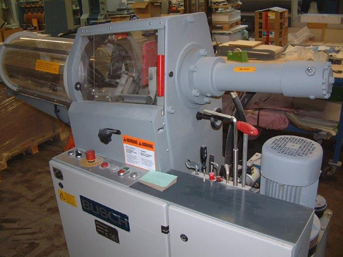 Small label die cutting machine Gerhard BUSCH type A - Máquina de corte de papel: foto 1 Small label die cutting machine Gerhard BUSCH type A - Máquina de corte de papel: foto 1