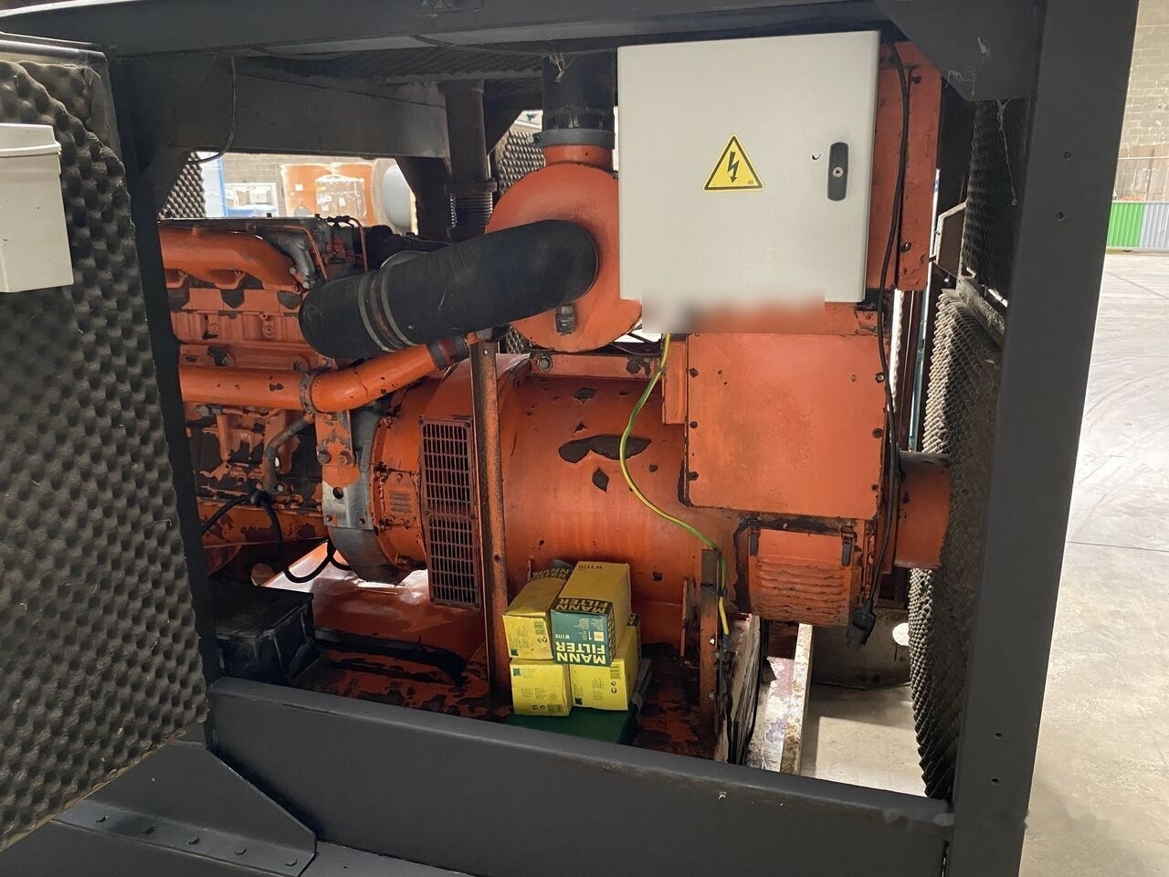 Leasing de IVECO 250 kVa 8210SRI IVECO 250 kVa 8210SRI: foto 9