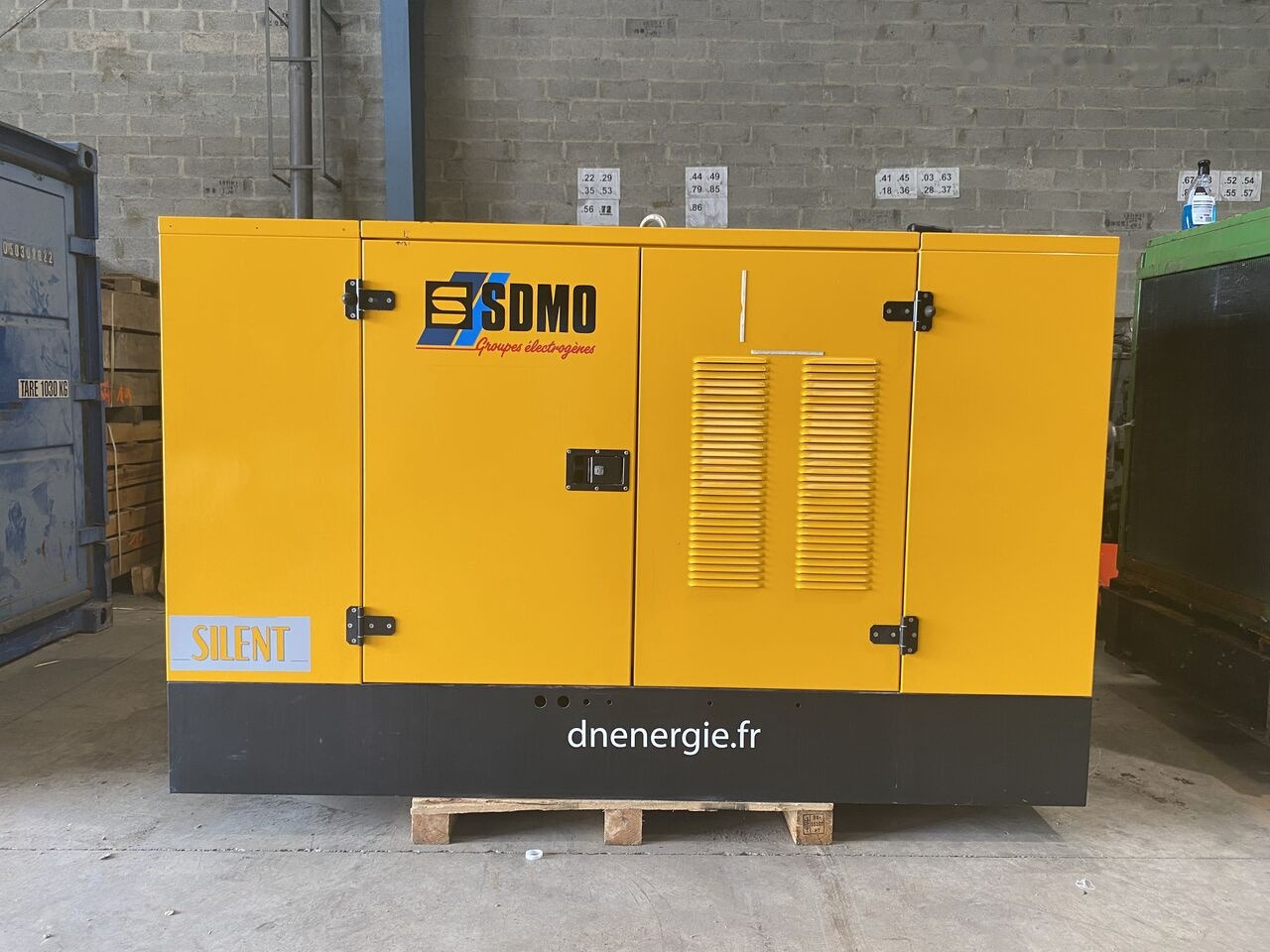 SDMO Perkins 75 kVa Diesel - Gerador elétrico: foto 1 SDMO Perkins 75 kVa Diesel - Gerador elétrico: foto 1