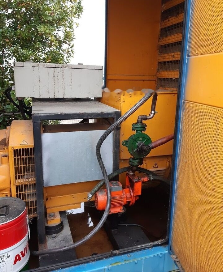 Volvo 380 kVa TAD1230 - Gerador elétrico: foto 5 Volvo 380 kVa TAD1230 - Gerador elétrico: foto 5