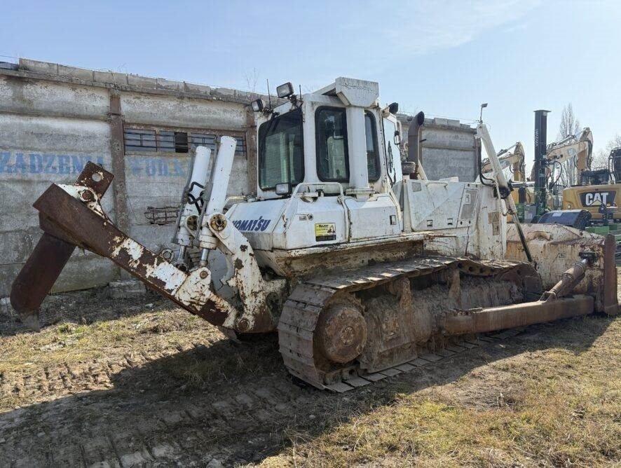 Komatsu D65EX-15e0 + ripper - Buldôzer: foto 5 Komatsu D65EX-15e0 + ripper - Buldôzer: foto 5