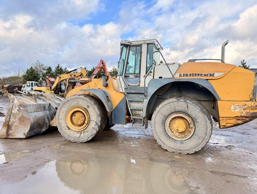 Liebherr L564 - Pá carregadora de rodas: foto 2 Liebherr L564 - Pá carregadora de rodas: foto 2