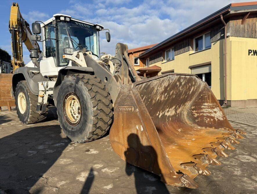 Volvo L120H - Pá carregadora de rodas: foto 4 Volvo L120H - Pá carregadora de rodas: foto 4