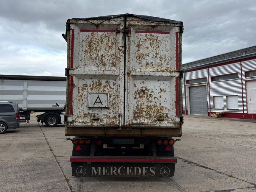 Lück SKF 35 60m³ Liftachse/Plane - Semi-reboque basculante: foto 4 Lück SKF 35 60m³ Liftachse/Plane - Semi-reboque basculante: foto 4